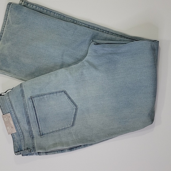 Chico's Denim Bootcut Jeans NWT SZ 4R/20R - Picture 3 of 13